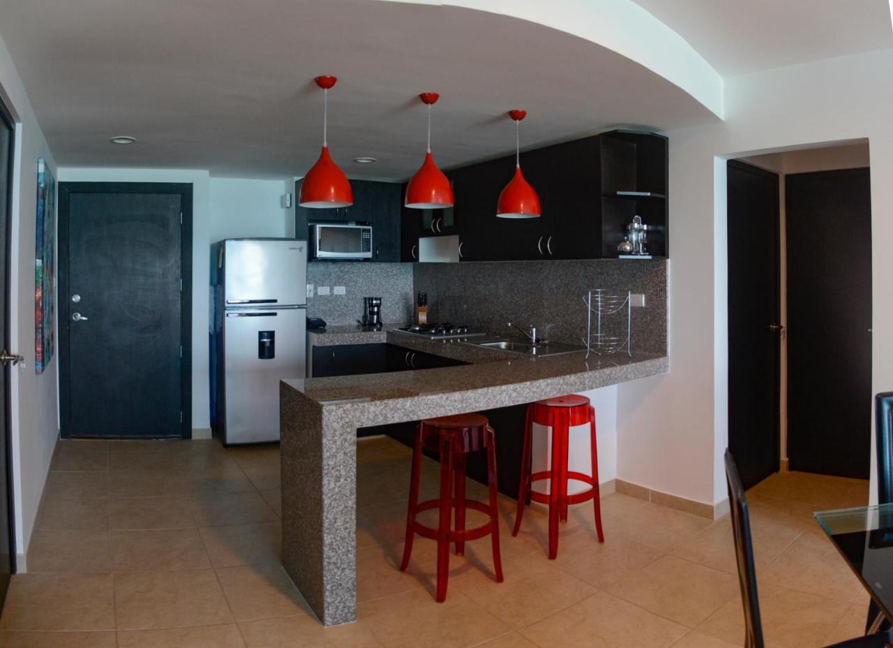 Lindo Departamento Al Pie De Playa Edificio Torre Oceanica Apartment Салинас Екстериор снимка